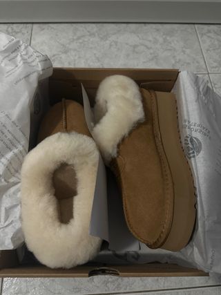 Stivali UGG Dakota T.38-39