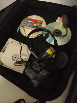 Ordenador Compaq Antiguo Negro