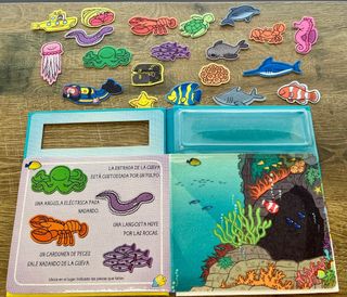 2 Libros Sensoriales “La Granja” y “El Océano”.