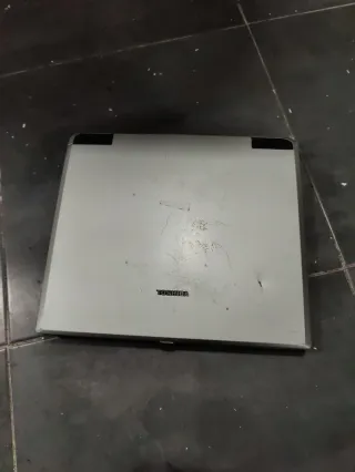 Portátil Toshiba Tecra Retro