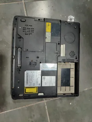 Portátil Toshiba Tecra Retro