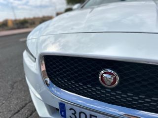 Jaguar XE 2016