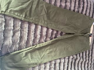 Pantalón Dockers Verde Oliva