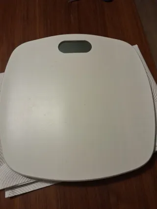 Báscula digital blanca