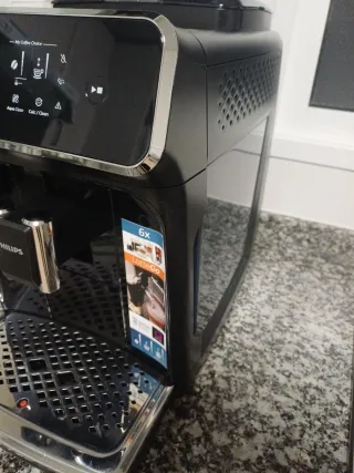 Cafetera Philips 2200 LatteGo