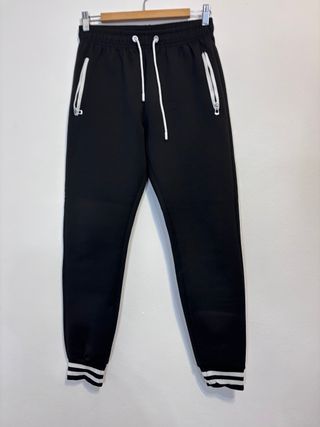 Pantalón chándal negro Talla M