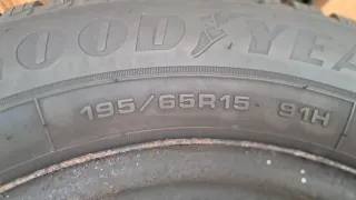 4 Ruedas Goodyear Ultra Grip M+S 195/50 R15 91H