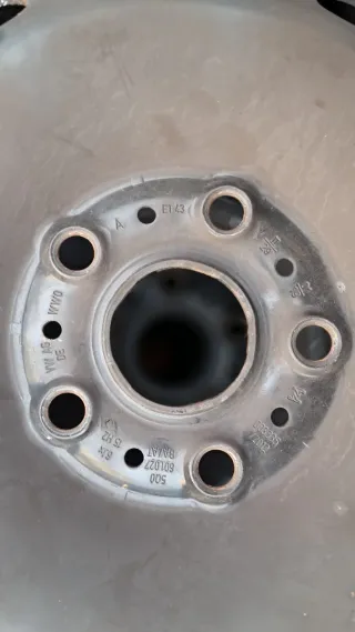 4 Ruedas Goodyear Ultra Grip M+S 195/50 R15 91H