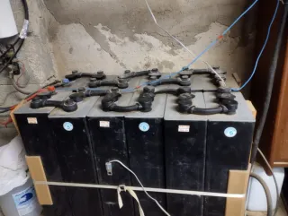 Convertidor, cargador y baterías para placas solar