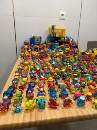 Superzings: Figuras, Vehículos y Estaciones