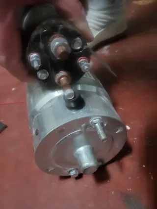 Motor de arranque Bosch para barco .