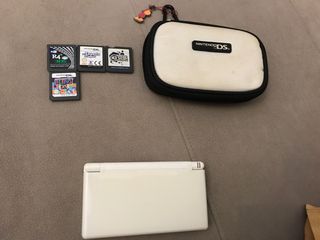 Consola bolsillo Nintendo