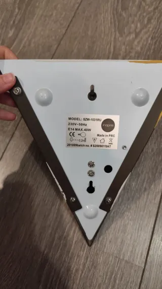 Aplique de pared metálico marrón