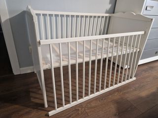 Lote cuna, maxicosi, bañera y accesori