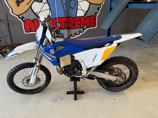 Husqvarna 300 Heritage 2025 Enduro