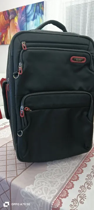 Maleta de Mano Totto Negra