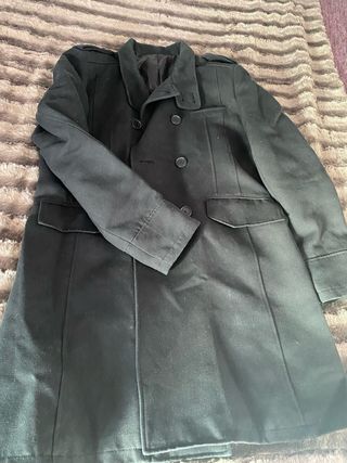 Abrigo Negro Formula Joven Hombre