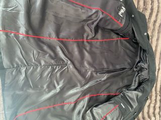 Abrigo Negro Formula Joven Hombre