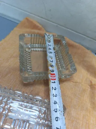 Lote de 4 ceniceros de cristal