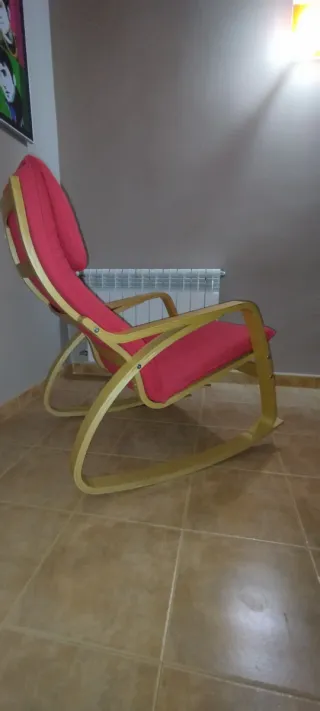 Mecedora Ikea Madera Roja
