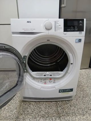 Secadora AEG 8kg