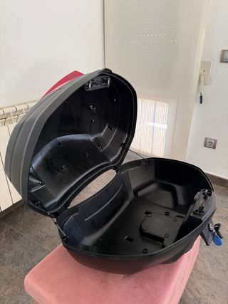 Top Case Yamaha 50L + Soporte original XMAX