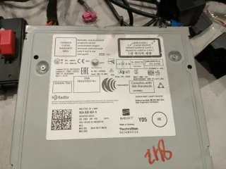 Módulo guantera MIB2 Seat Ateca KH