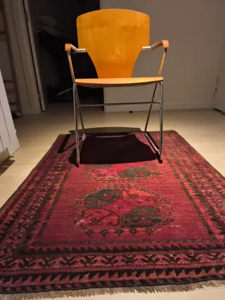 Silla diseño Egoa madera y metal