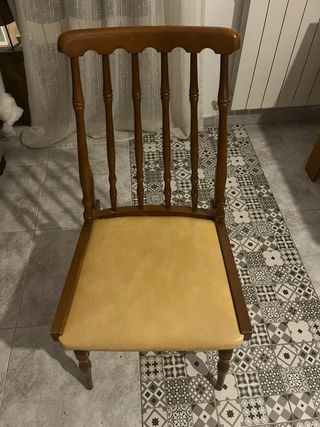 4 Sillas vintage madera