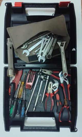 Caja de herramientas mecánica