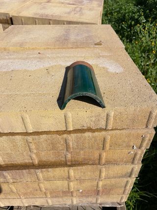 Tejas árabes vidriadas