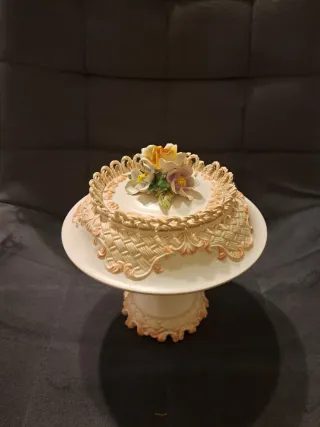 Ceramica Capodimonte Fiorita