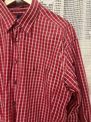 Camisa de caballero a cuadros granate