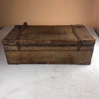 Arcón de piel vintage