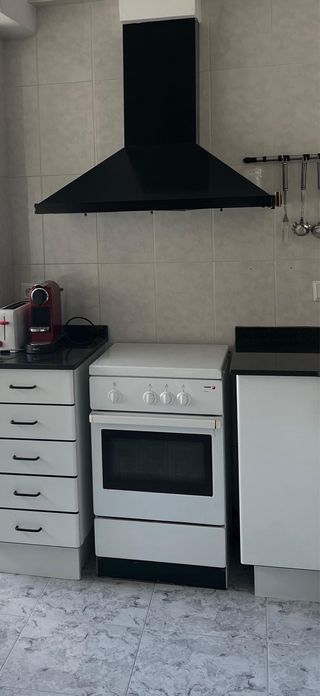 Cocina de gas con horno Fagor