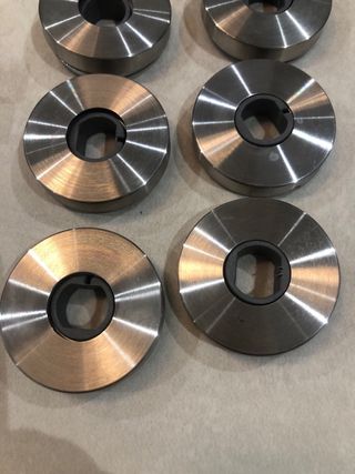 Manillas puerta aluminio niquelado