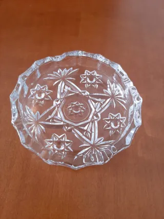 Cenicero de cristal tallado