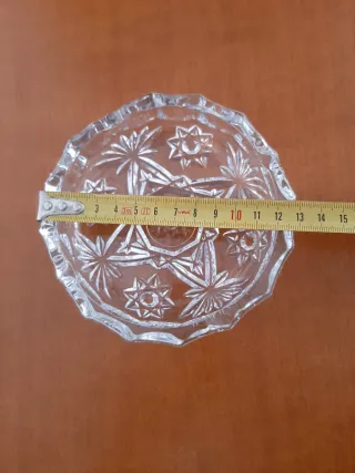 Cenicero de cristal tallado