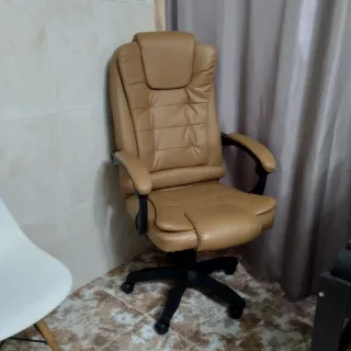 Silla de oficina ergonómica
