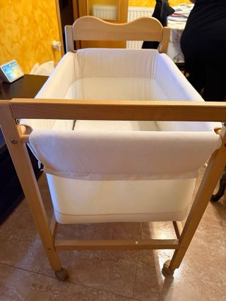 Minicuna para bebé de madera
