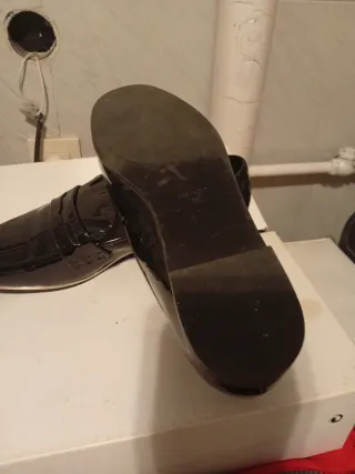 Zapatos charol Mango negros