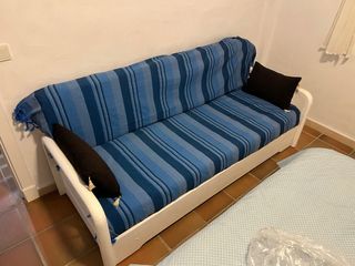 Sofá Cama de madera en zahara de los atunes