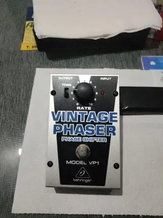 Behringer Vintage Phaser VP1 Pedal