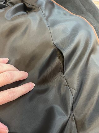 Abrigo corto negro Stradivarius