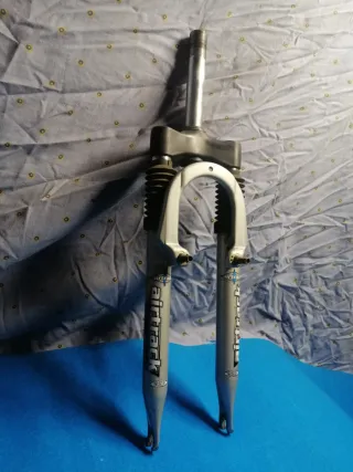 Horquilla Airtrack 755 ProTech 1970 grs 1 pulgada