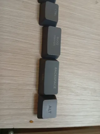 Teclas de ordenador gamer grises