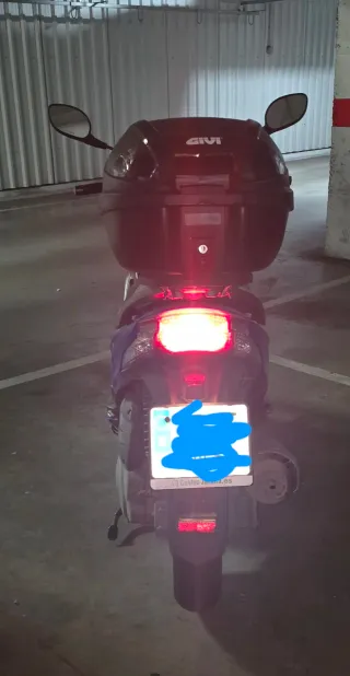 Moto Scooter Azul  KYMCO AGILITY CITY 125