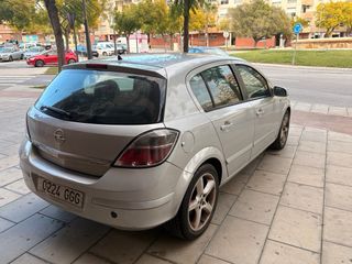 Opel Astra 2009