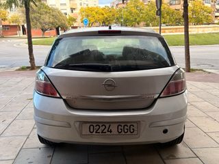 Opel Astra 2009