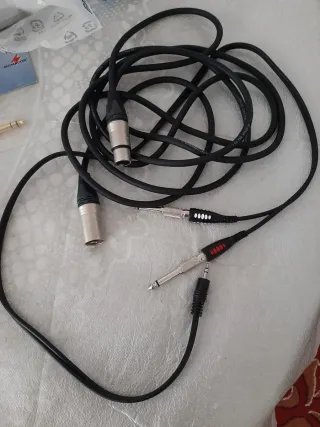 Yamaha MG06X Mesa de Mezclas + Micrófono Sennheise